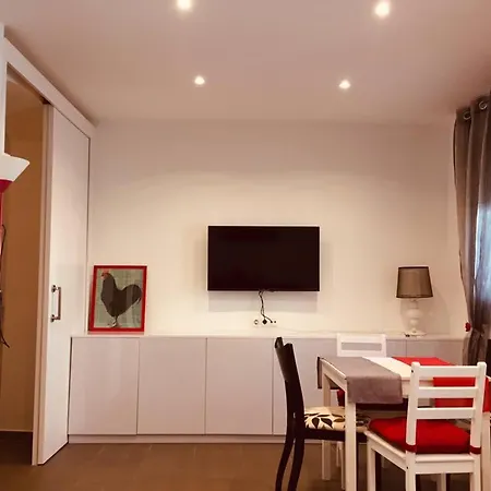 Apartamento Plaza De Toros Centro Apartment *